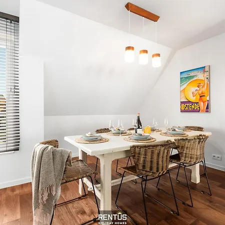 Apartment Orka - Spacious Duplex In A Prime Location Near The Sea